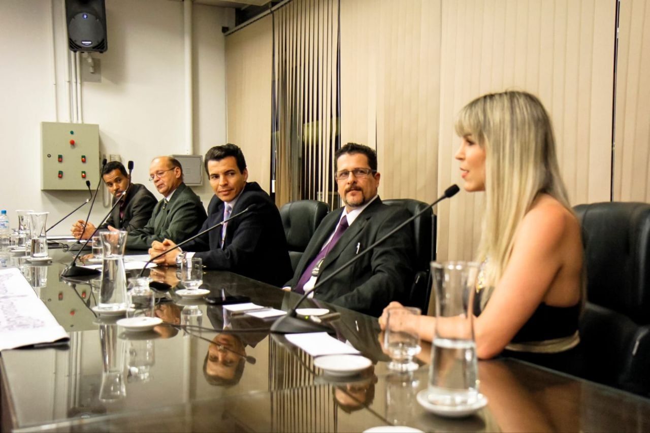 Mesa diretora da AJISP