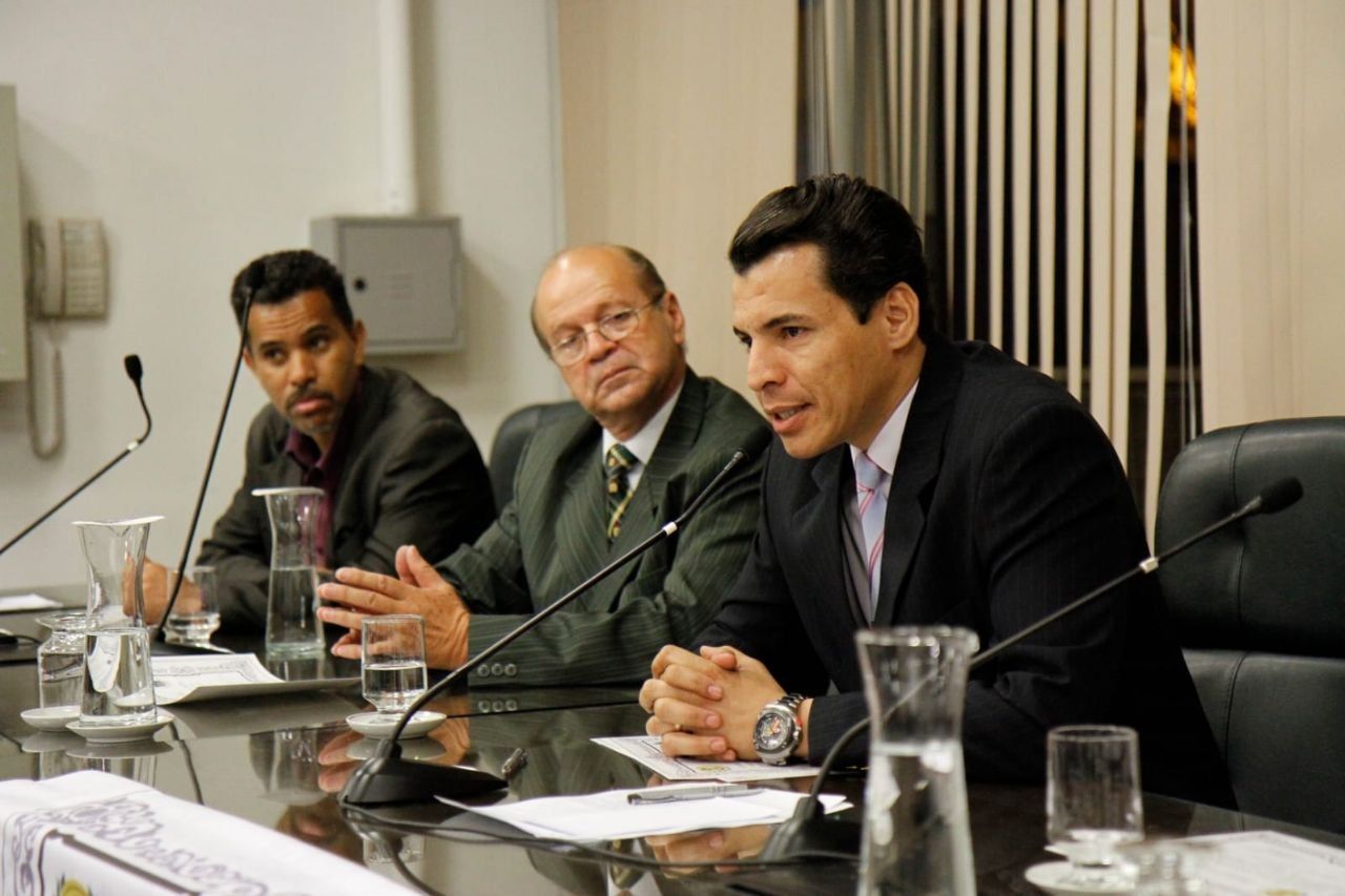 Painel de discussão com a diretoria AJISP